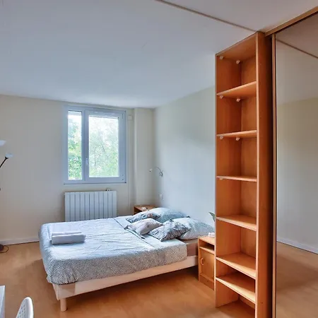 Chic And Spacious Apart Amaizing Terrace 아파트 *