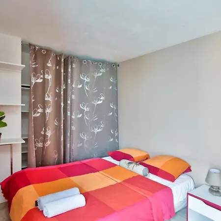 Chic And Spacious Apart Amaizing Terrace 아파트 Courcouronnes