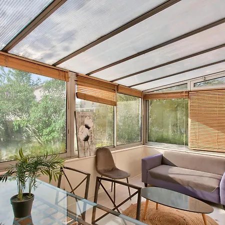 Chic And Spacious Apart Amaizing Terrace *